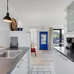 Aleksi - 500m From The Sea By Interhome *