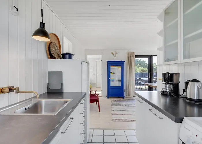 Aleksi - 500m From The Sea By Interhome *